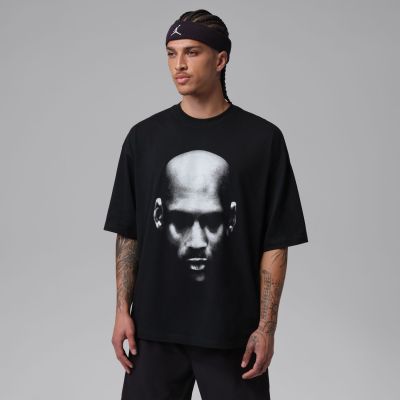 Jordan Dri-FIT Sport Statement Graphic Tee Black - Must - Lühikeste varrukatega T-särk Jordan Dri-FIT Sport Statement Graphic Tee Black - Must - Lühikeste varrukatega T-särk