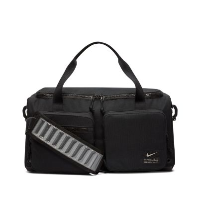 Nike Utility Power Training Duffel Bag (31L) Black - Must - Seljakott