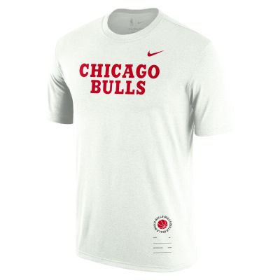 Nike NBA Chicago Bulls Essential Tee Summit White - Valge - Lühikeste varrukatega T-särk