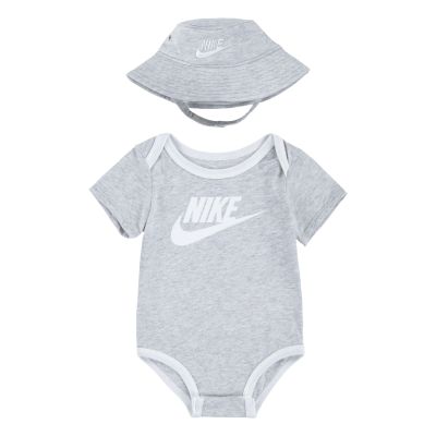 Nike Infant Core Bucket Hat & Bodysuit 2pc Set Heather Grey - Hall - set